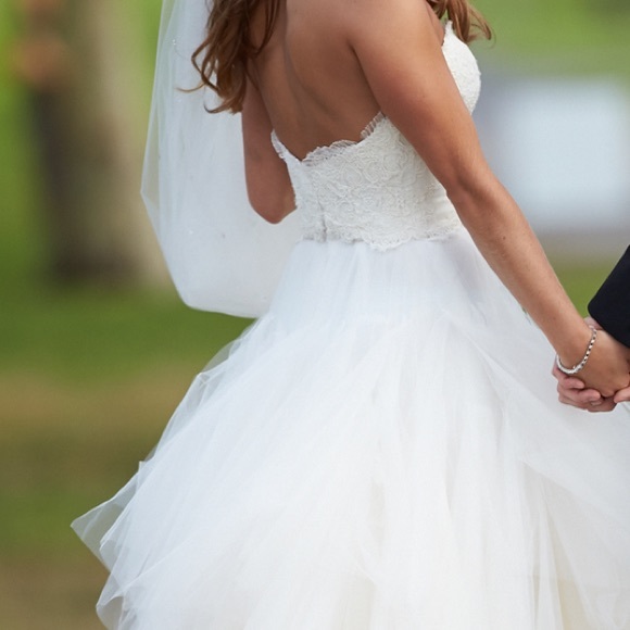 Reem Acra Wedding Dress - Picture 3 of 7